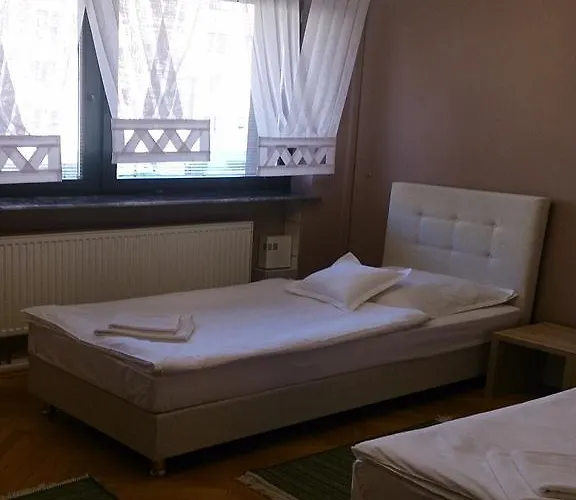 לינה וארוחת בוקר Black Jack 